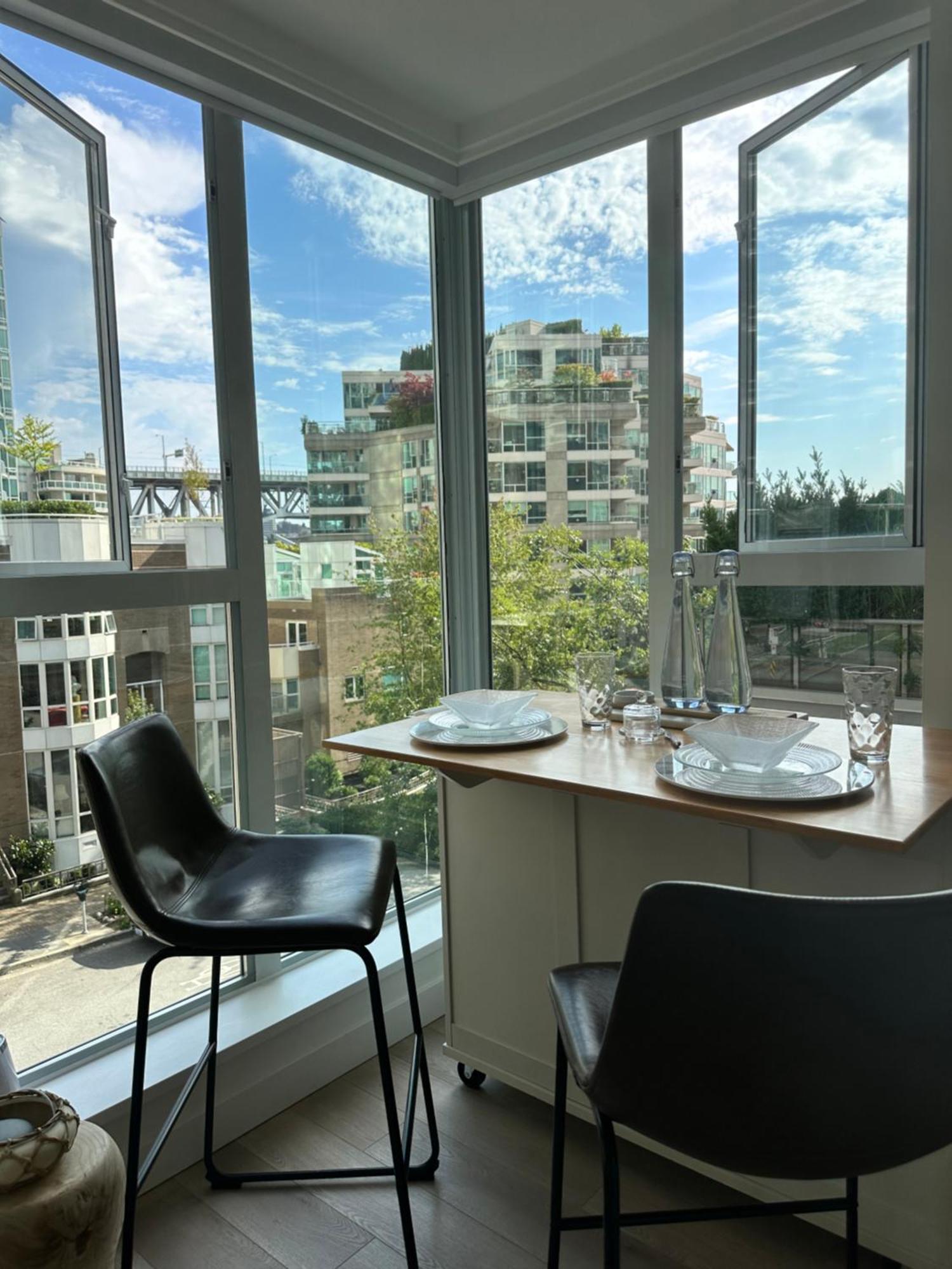 Penthouses Of Beach Ave Vancouver Exterior foto